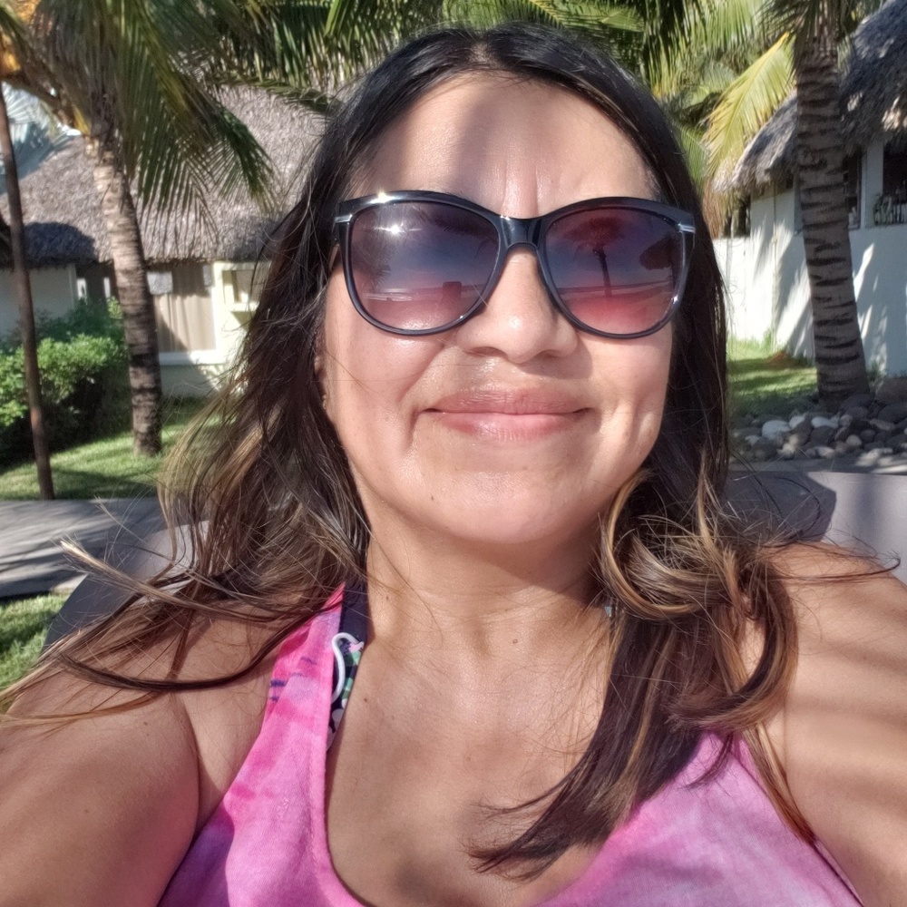 Meet your Posher, Maria